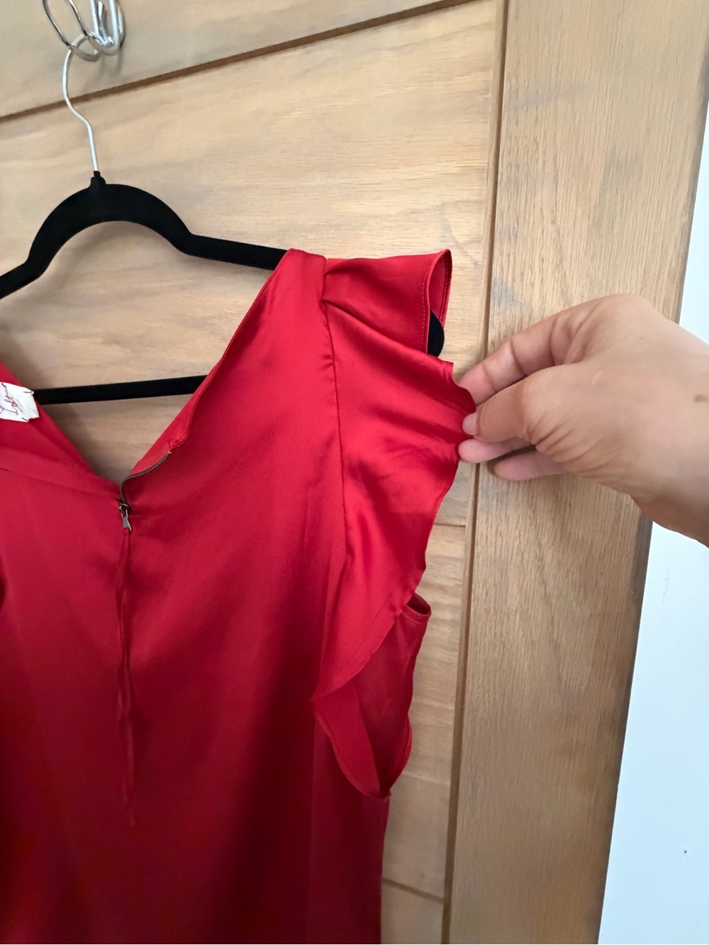 LOFT Raspberry Satin Ruffle Sleeve Tank - Picture 6 of 10